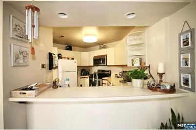 1480 Westgate Drive, Fort Lee, NJ 07024 - Photo 13