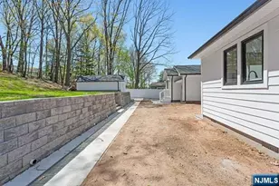 15 Bredder Ct, Elmwood Park, NJ 07407 - Photo 23