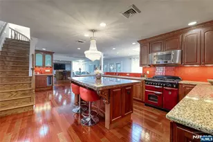 91 Chestnut Ridge Rd, Saddle River, NJ 07458 - Photo 13