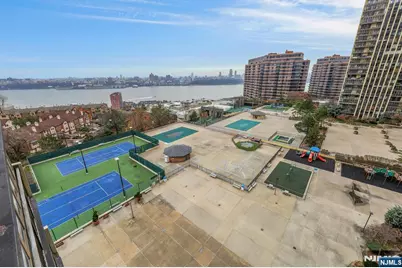 300 Winston Drive C0910 #C0910, Cliffside Park, NJ 07010 - Photo 23