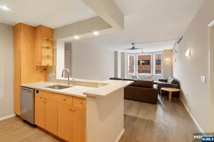 2201 City Pl, Edgewater, NJ 07020 - Photo 17