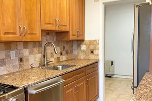 2205 Central Road 3D, Fort Lee, NJ 07024 - Photo 11