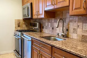 2205 Central Road 3D, Fort Lee, NJ 07024 - Photo 13