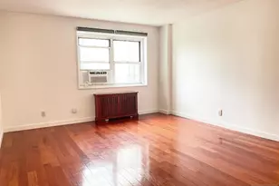 2205 Central Road 3D, Fort Lee, NJ 07024 - Photo 5