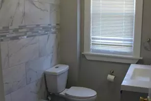 504-506 Sandford 1, Newark, NJ 07106 - Photo 3