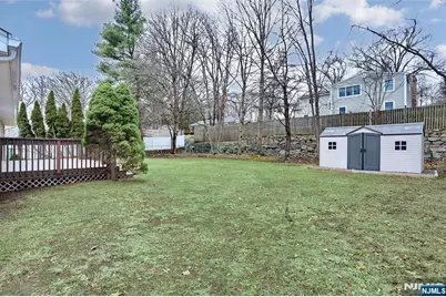 221 Raymond Street, Hillsdale, NJ 07642 - Photo 37