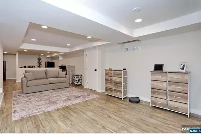 221 Raymond Street, Hillsdale, NJ 07642 - Photo 25