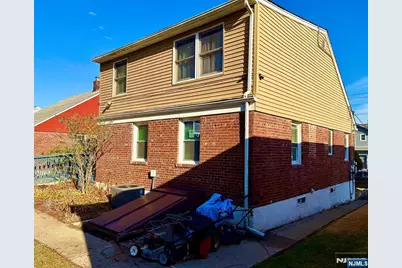 48 Sussex Road, Bergenfield, NJ 07621 - Photo 3