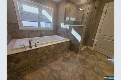 336 Roff Avenue A #A, Palisades Park, NJ 07650 - Photo 9