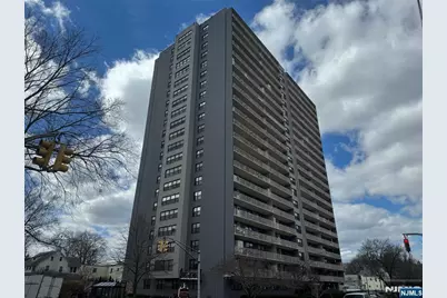 285 Aycrigg Avenue 12C #12C, Passaic, NJ 07055 - Photo 1