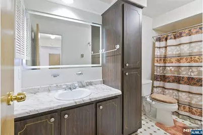 462C Liberty Street 312 #312, Little Ferry, NJ 07643 - Photo 11