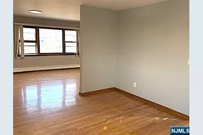 650 Edgewater Avenue 2 #2, Ridgefield, NJ 07657 - Photo 3