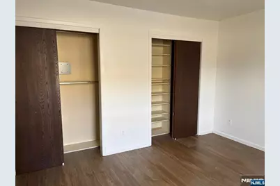 13 N End Drive 13 #13, Secaucus, NJ 07094 - Photo 11