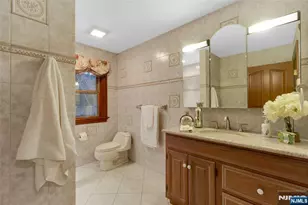 7 Finn Ct, Mahwah, NJ 07430 - Photo 23