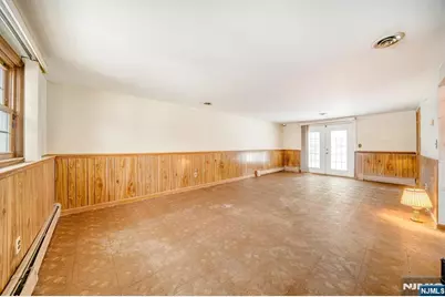 779 Decker Place, Paramus, NJ 07652 - Photo 21