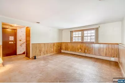 779 Decker Place, Paramus, NJ 07652 - Photo 23