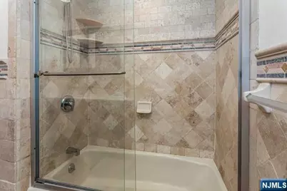 1519 10th Street 2nd Floor #2ND FLOOR, Fort Lee, NJ 07024 - Photo 7