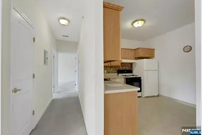 520 Victor Street 42 #42, Saddle Brook Township, NJ 07663 - Photo 9