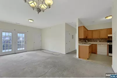 520 Victor Street 42 #42, Saddle Brook Township, NJ 07663 - Photo 7