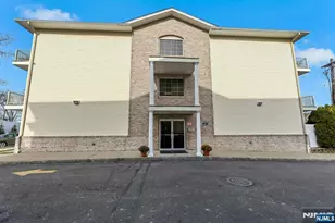 520 Victor Street 42, Saddle Brook Township, NJ 07663 - Photo 3