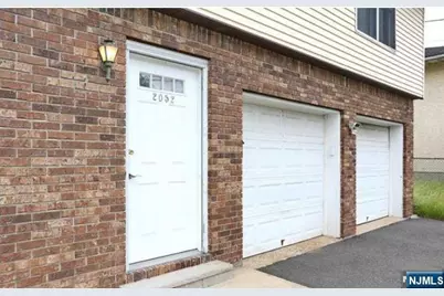 2052 Hoefleys Lane, Fort Lee, NJ 07024 - Photo 25