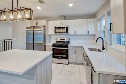 581 Bergen Street, Newark, NJ 07108 - Photo 17