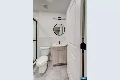 581 Bergen Street, Newark, NJ 07108 - Photo 27