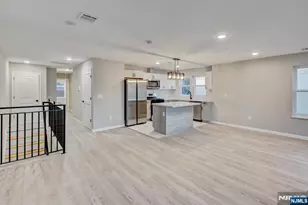 581 Bergen St, Newark, NJ 07108 - Photo 15