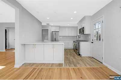 13 Garwood Road, Fair Lawn, NJ 07410 - Photo 7