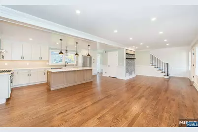 44 4th Avenue, Roseland, NJ 07068 - Photo 7