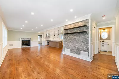 44 4th Avenue, Roseland, NJ 07068 - Photo 5