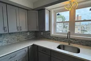 309 E 17th Street 2, Paterson, NJ 07524 - Photo 3