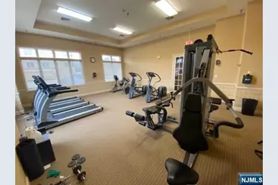 1210 Windsor Park Court 25 #25, Englewood, NJ 07631 - Photo 7