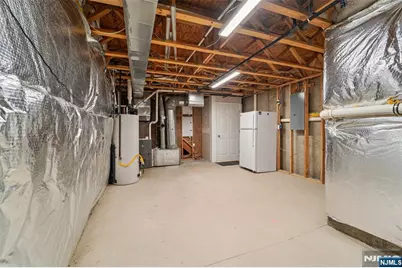 8 Masterson Court, Waldwick, NJ 07463 - Photo 45