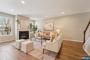 8 Masterson Ct, Waldwick, NJ 07463 - Photo 7