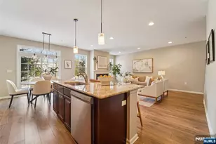 8 Masterson Ct, Waldwick, NJ 07463 - Photo 15