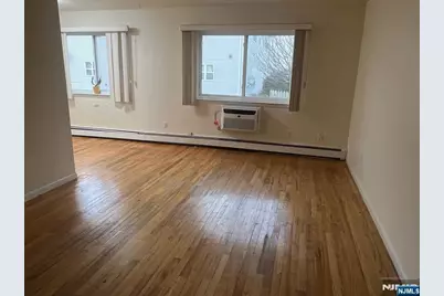 423 Walker Street B5 #B5, Fairview, NJ 07022 - Photo 7