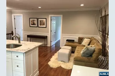 282 S Broad Street 2 Front Door #2 FRONT Door, Ridgewood, NJ 07450 - Photo 3