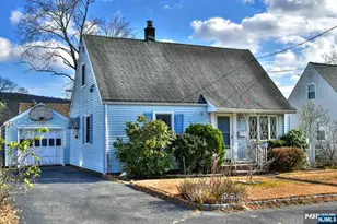 72 Burnside Pl, Wanaque, NJ 07420 - Photo 9