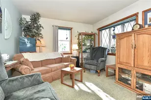 72 Burnside Pl, Wanaque, NJ 07420 - Photo 13