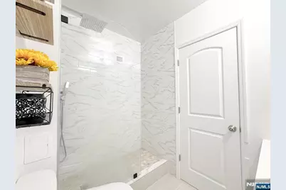 7002 Boulevard East 6B #6B, Guttenberg, NJ 07093 - Photo 17