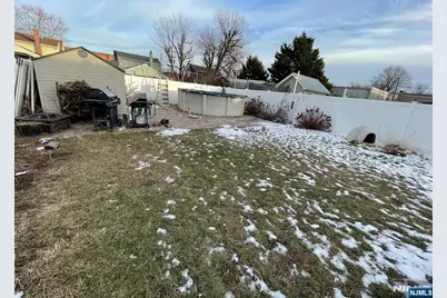 18 Schuyler Avenue, Kearny, NJ 07032 - Photo 15