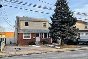 18 Schuyler Ave, Kearny, NJ 07032 - Photo 1