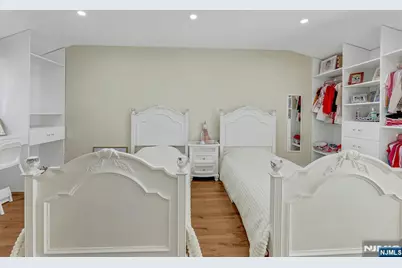 745 Washington Avenue, Washington Township, NJ 07676 - Photo 15