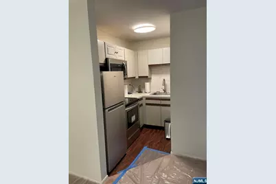 206 Broad Street 10 #10, Bloomfield, NJ 07003 - Photo 3