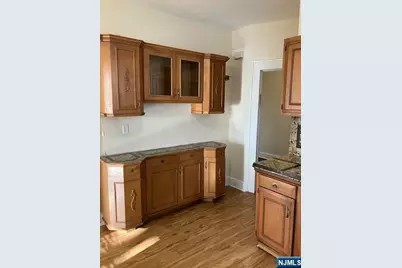 433 Lanza Avenue Apt 3 #Apt 3, Garfield, NJ 07026 - Photo 5