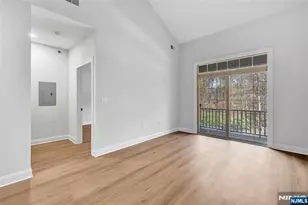 1100 Sterling Dr 807, Franklin Lakes, NJ 07417 - Photo 3