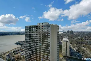 6 Horizon Road 2602, Fort Lee, NJ 07024 - Photo 3