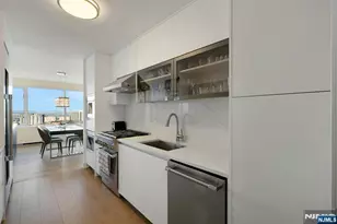 6 Horizon Road 2602, Fort Lee, NJ 07024 - Photo 17