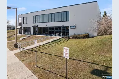 2 Forest Avenue A #A, Paramus, NJ 07652 - Photo 3